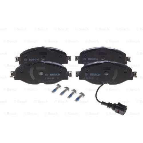 Bosch Bremsenset Bremsscheiben + Bremsbeläge vorne + hinten VW PASSAT Golf VII